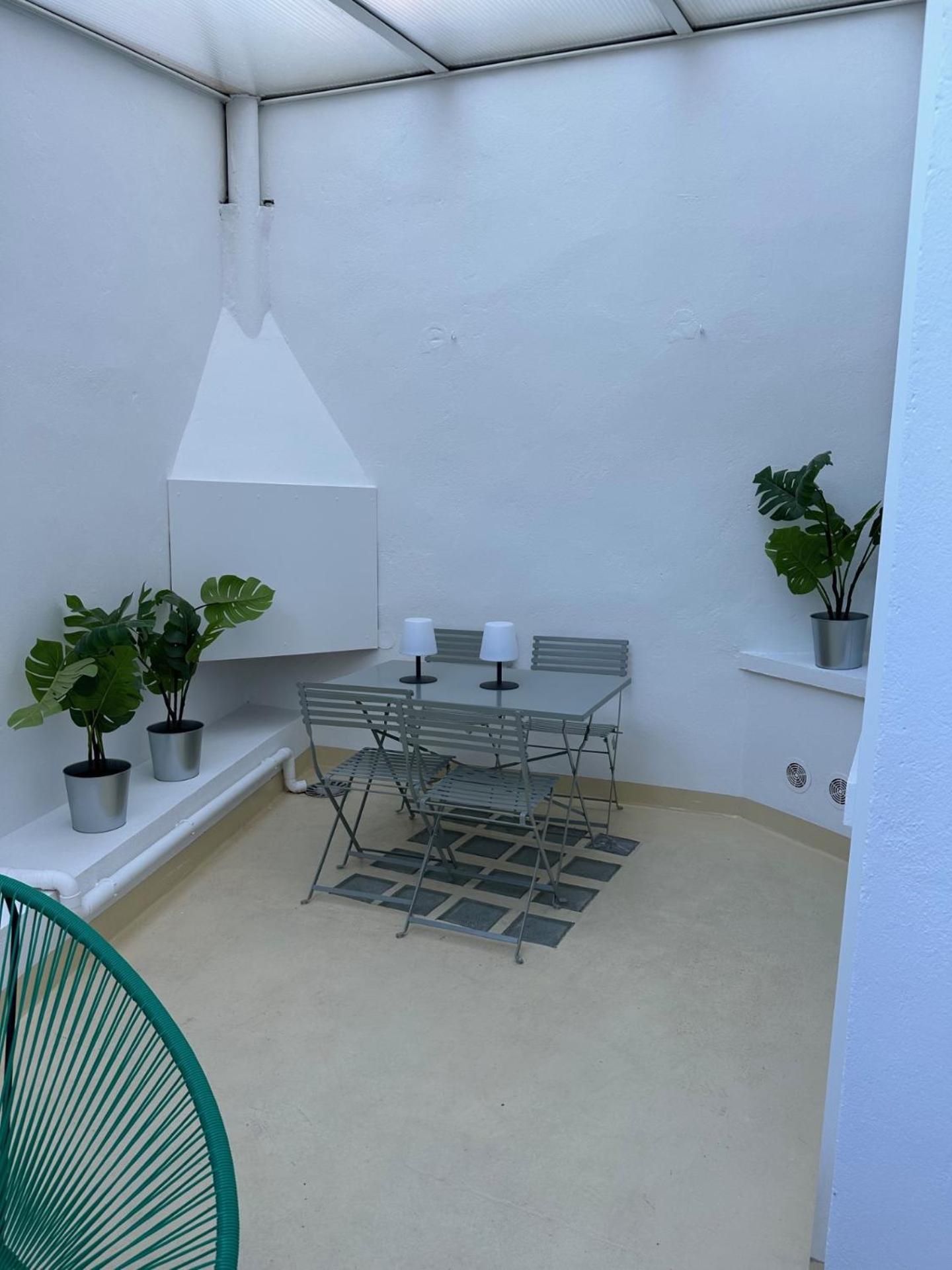 Charmant Appartement 3 Chambres Et Terrasse Eyragues 外观 照片